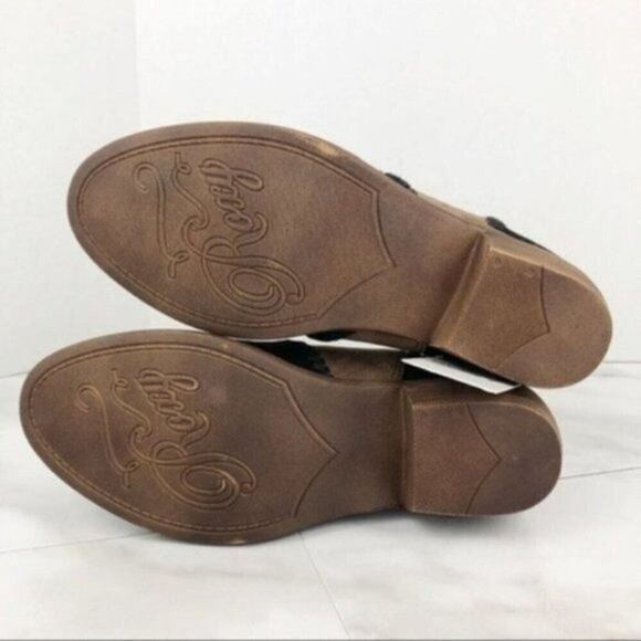 ROXY Devlin Ankle Bootie  - Picture 5 of 6